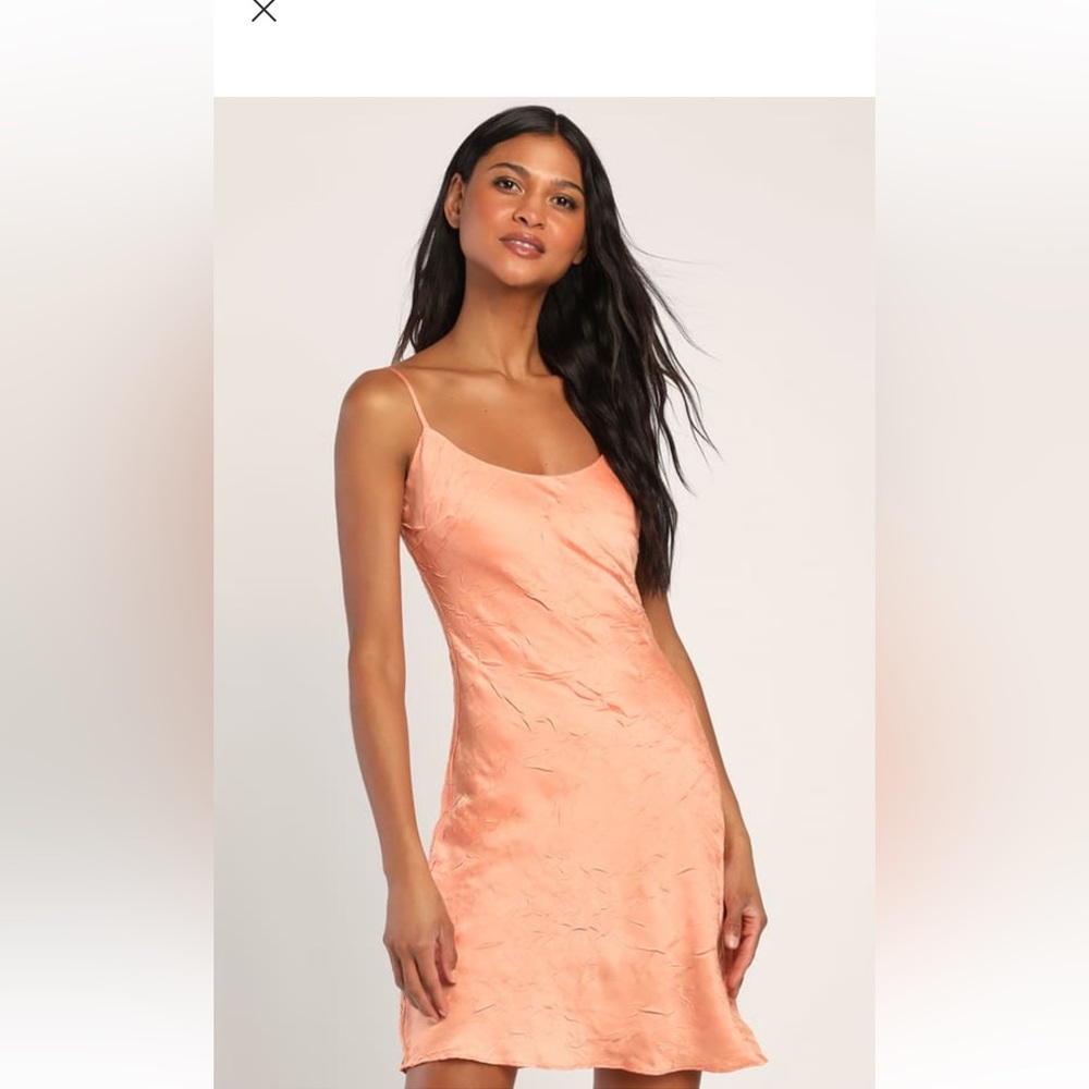 BRANDNEW NEVERWORN Lulus Feels Like Romance Peach Textured Satin Mini Slip Dress